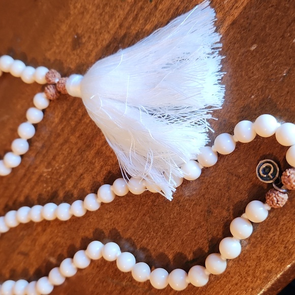 Mala White Jasper Necklace with Tassel And Dust Bag - Picture 9 of 9